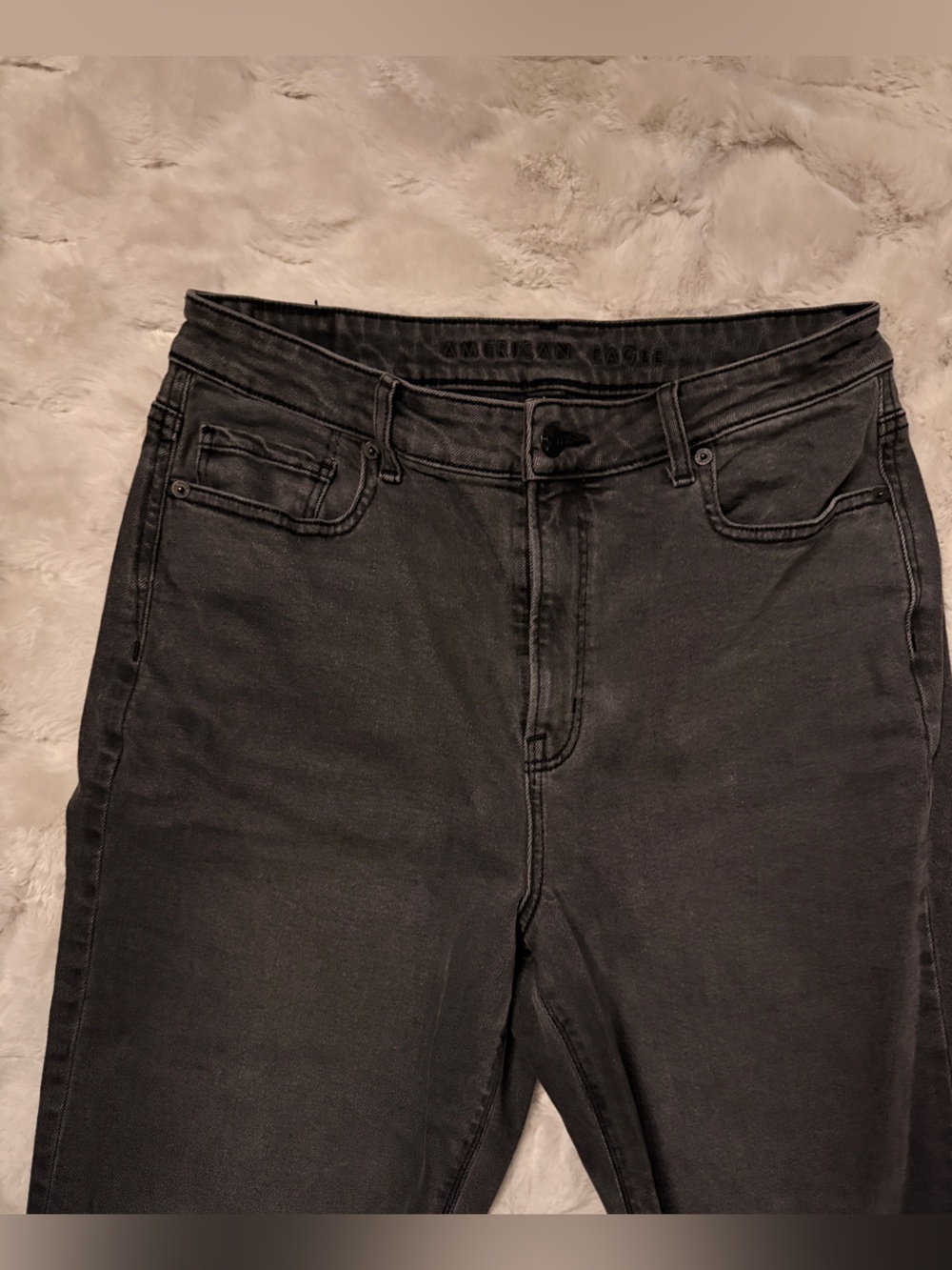 American Eagle Outfitters Mom Jean